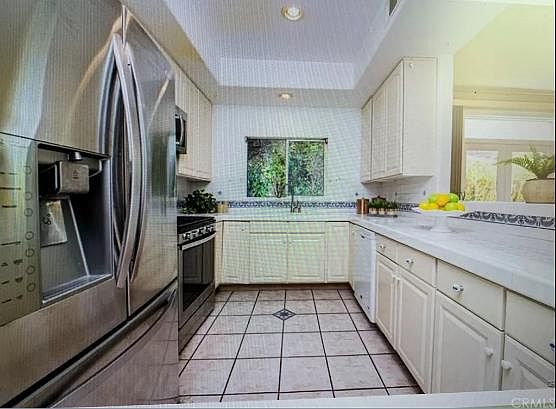 4th image of 2311 Schader Dr #17