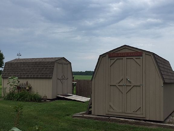  His shed and a She-Shed!