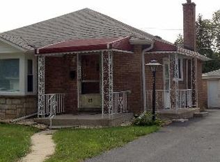 22 W 35th Pl, Steger, IL 60475