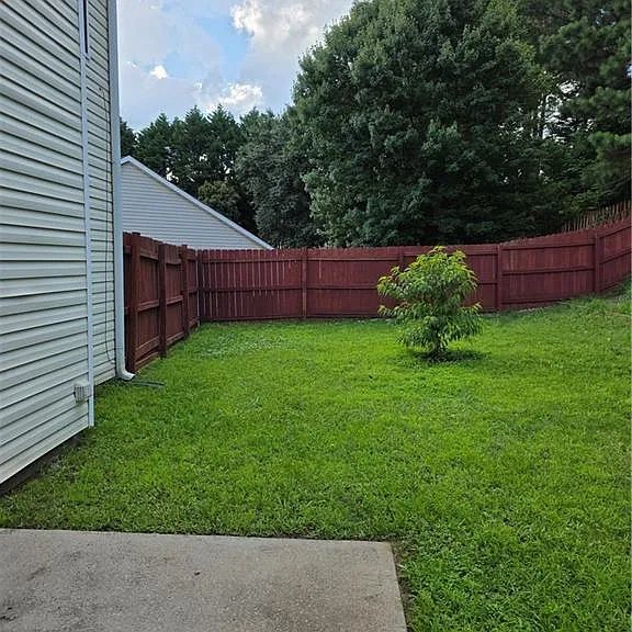1529 Sydney Pond Cir — Photo 26
