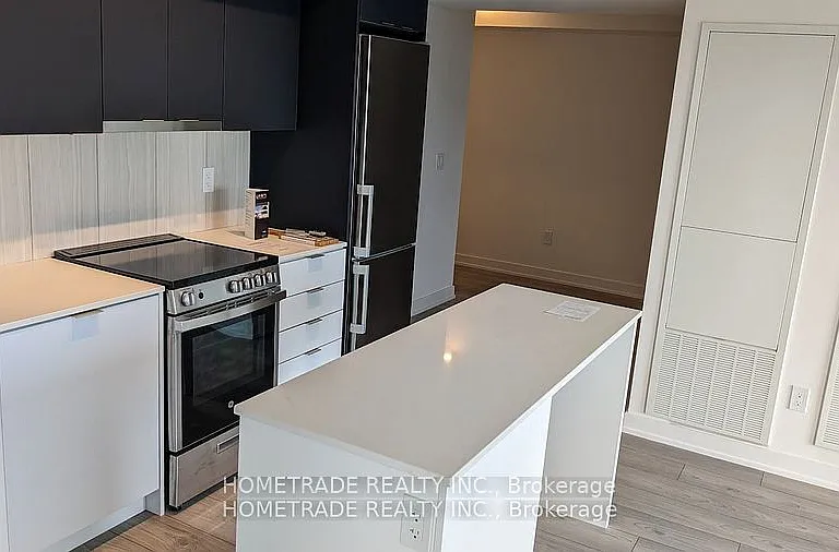 8 Tippett Rd #409 — Photo 16