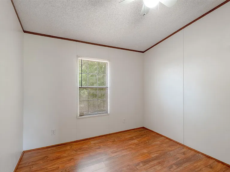 37 Riverside Ln #A — Photo 25