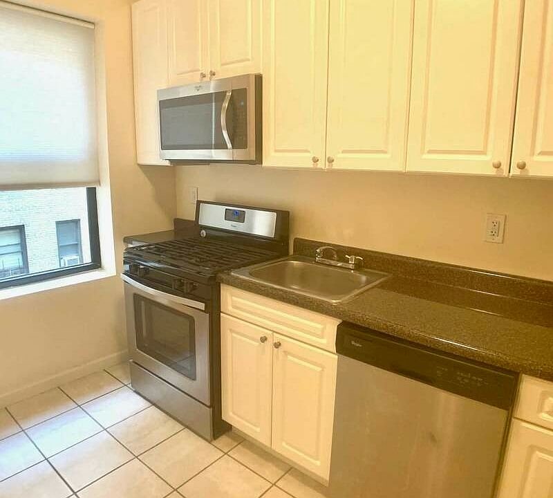 1st image of 128 Fort Washington Ave APT 6B