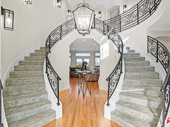 4th image of 8261 Rees St