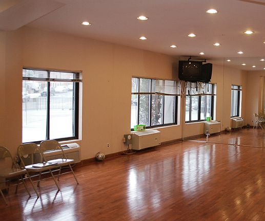 5th image of 2540 Shore Blvd APT 5