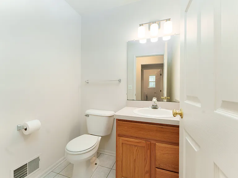 3172 Birchwood Ct — Photo 10