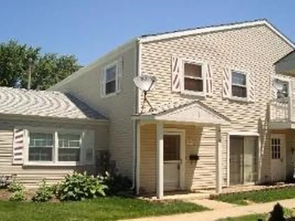 (undisclosed Address), Bartlett, IL 60103