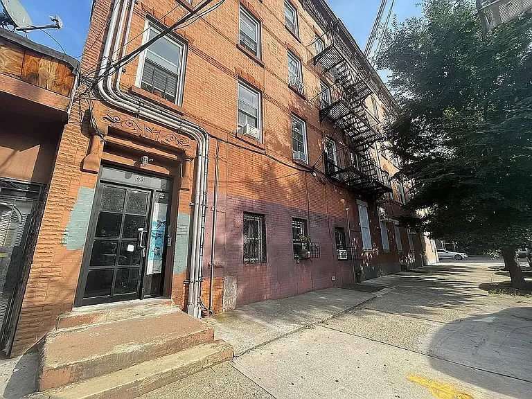 99 Albany Ave #4 — Photo 9
