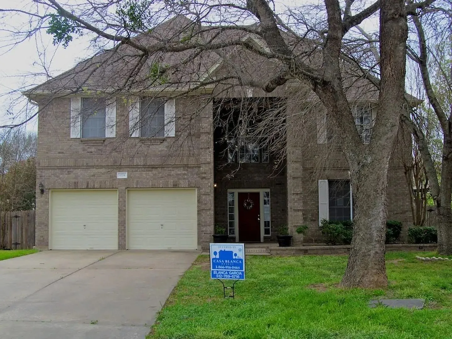 Room in 5 Bedroom Home at Fort Grant Dr — Photo 2