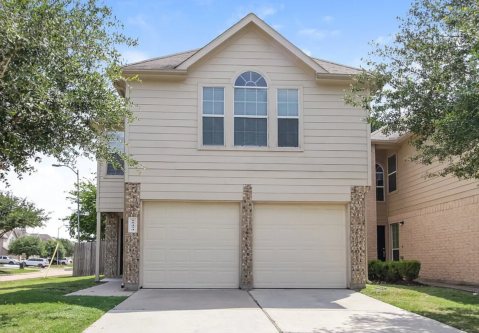 15474 Bammel Oaks Ct