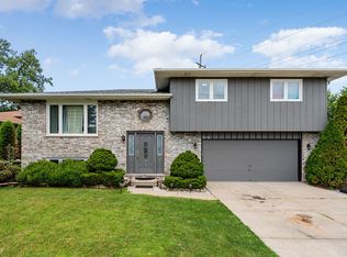 4956 W 115th St, Alsip, IL 60803