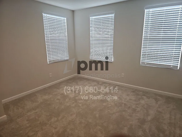 1854 Cascades Dr — Photo 32