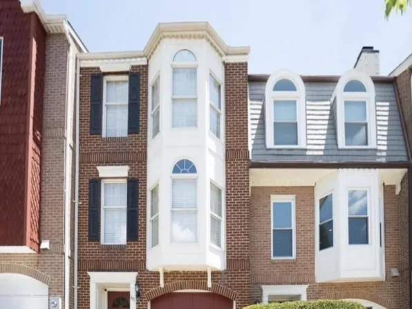 40 Victoria Sq, Frederick, MD 21702