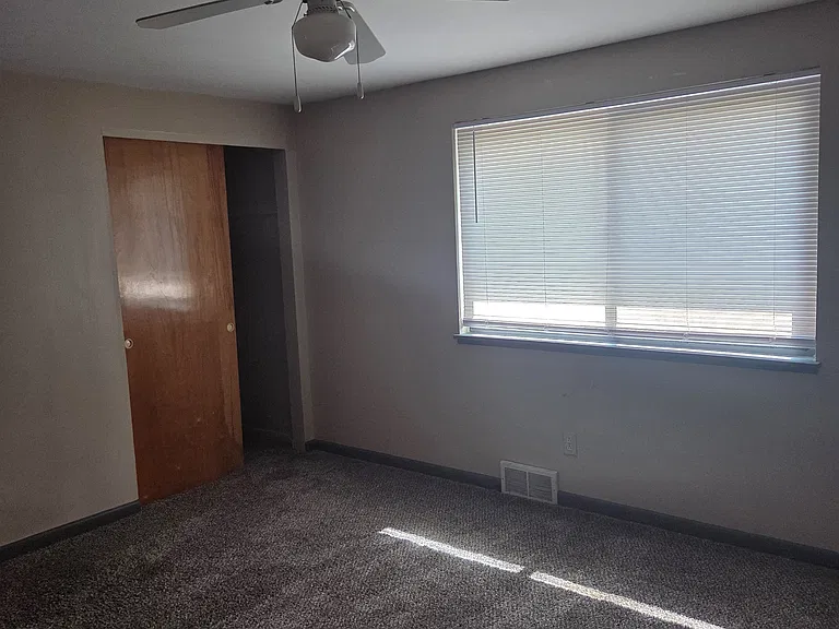 245 Greenmeadow Dr #245 — Photo 12