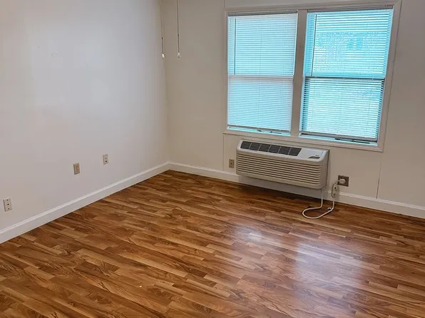 308 Fairgrounds Rd, 308 Fairgrounds Rd, Versailles, MO 65084