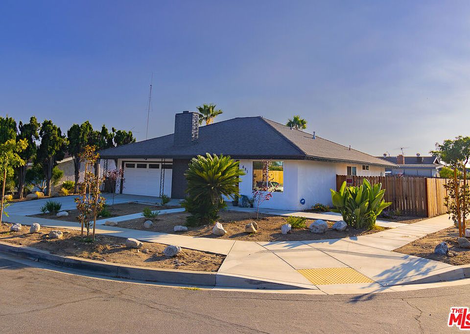 1st image of 681 Redwood Avenue