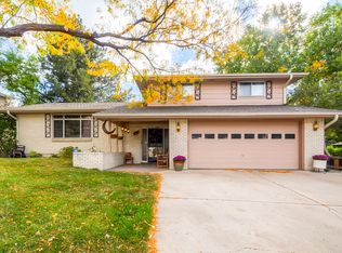 8586 W 70th Way, Arvada, CO 80004