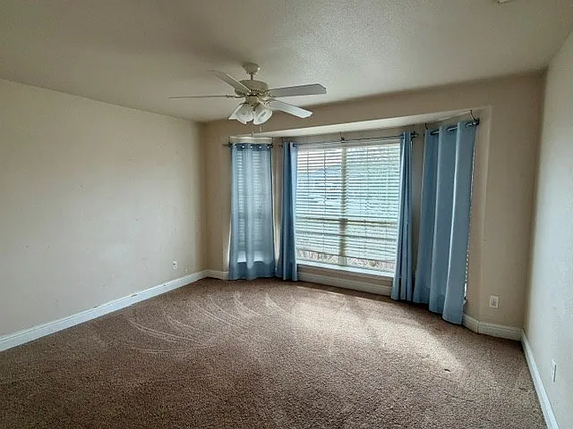625 Memorial Ct — Photo 10