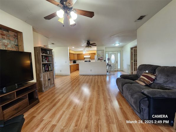 3109 Ridgedale St, Irving, TX 75062