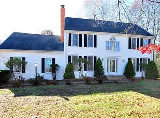 7 Lark Spur Dr, Burlington, CT 06013