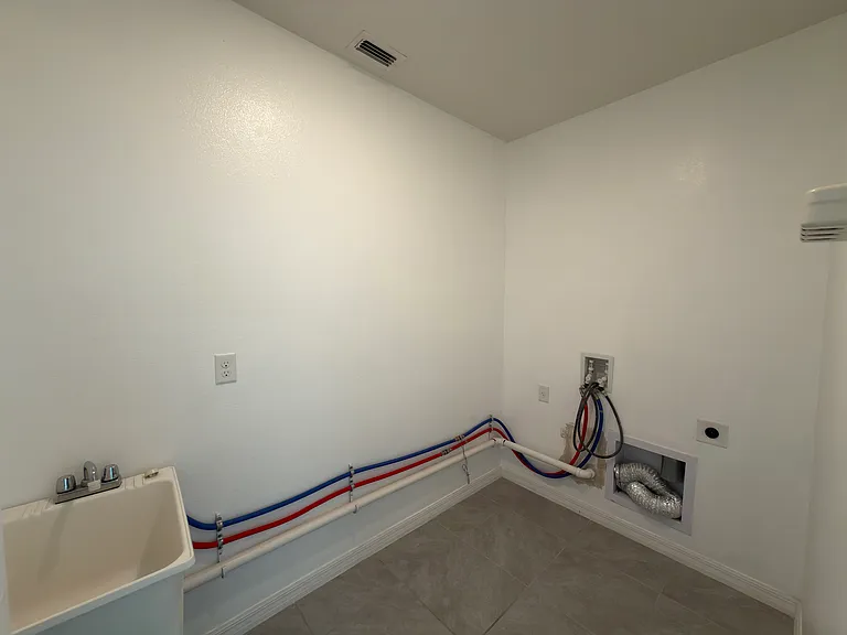 276 Willow Bend Dr — Photo 16
