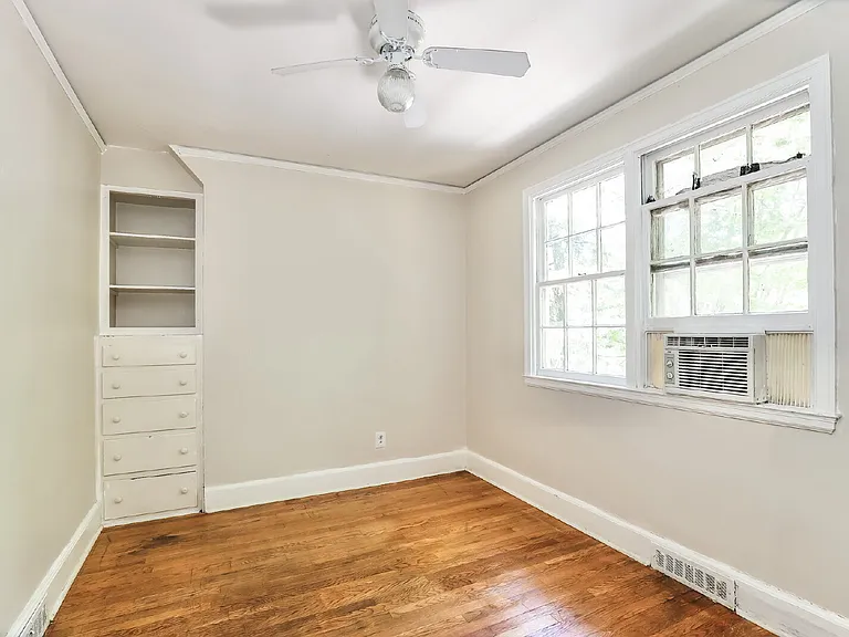 412 S Josephine Boyd St — Photo 10