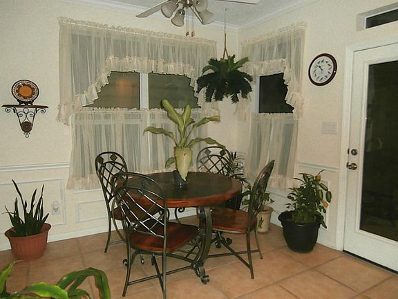 Cozy breakfast area filled with light