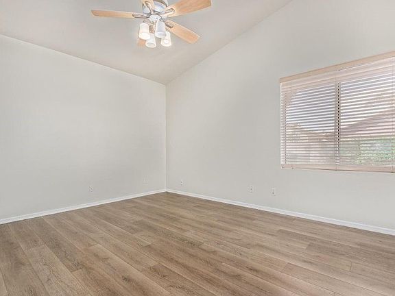 2nd image of 1126 W Betty Elyse Ln