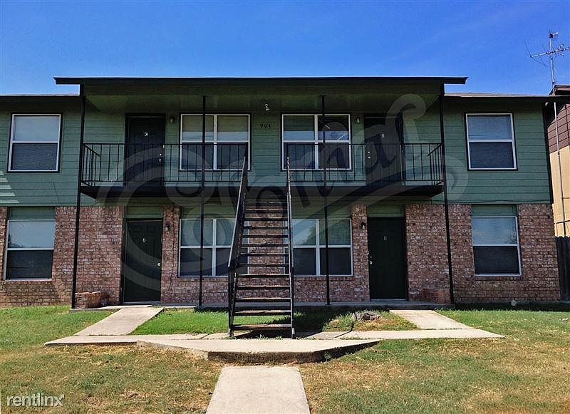 1st image of 904 Travis Ln APT A