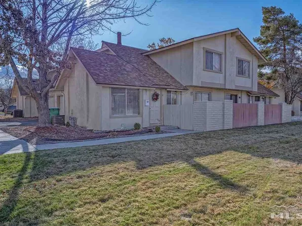 32 Condor Cir, Carson City, NV 89701