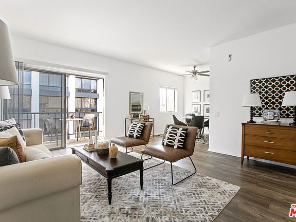 3rd image of 1115 S Elm Dr #Penthouse 7