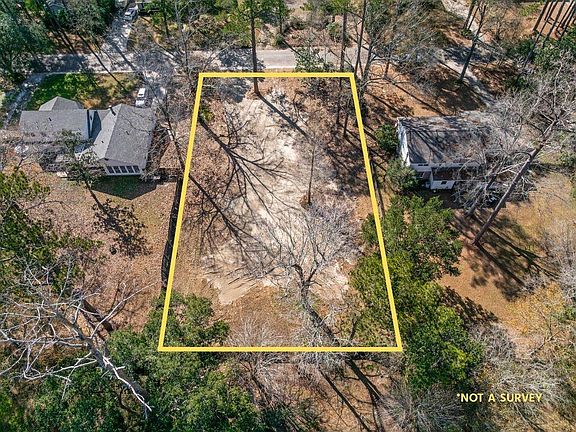 2nd image of 139 Crapemyrtle Rd