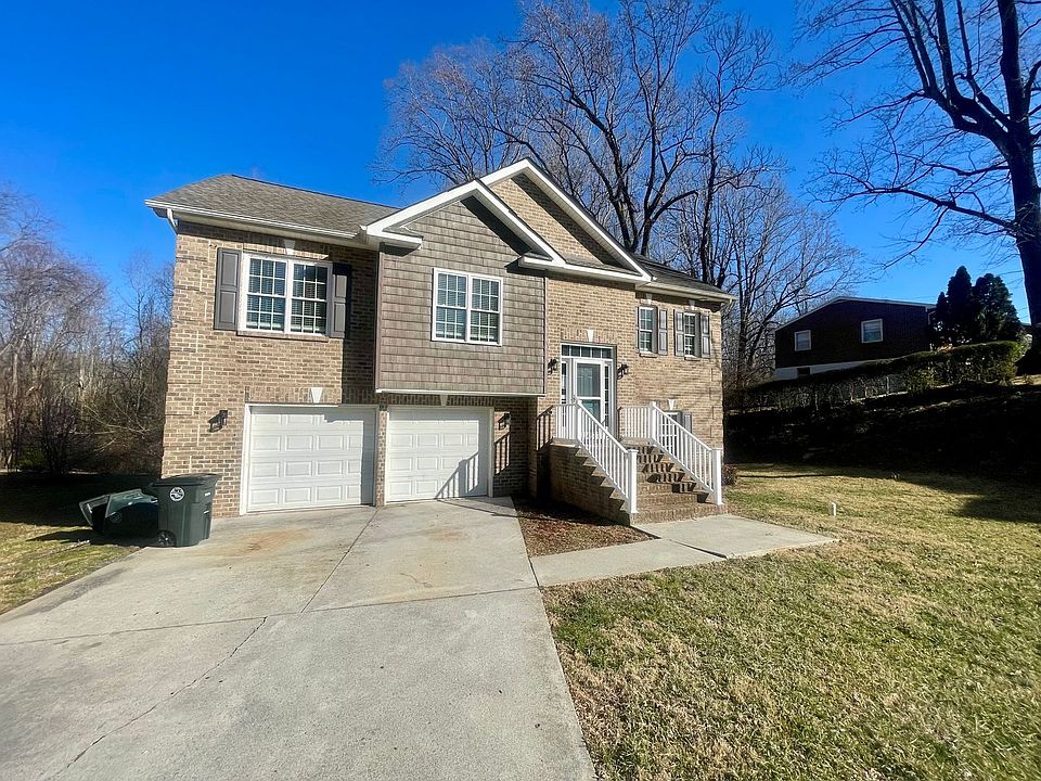 1st image of 728 Sherman Dr