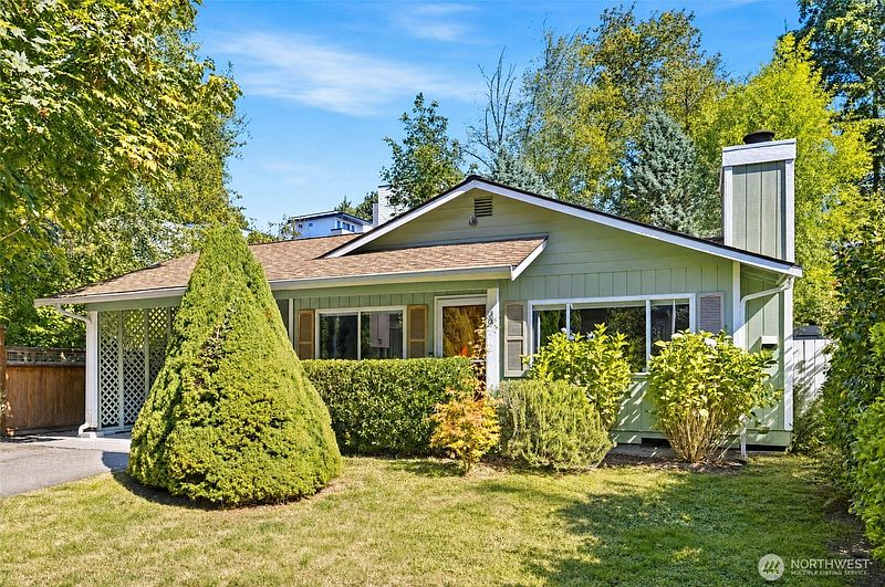 3rd image of 6542 24th Avenue SW