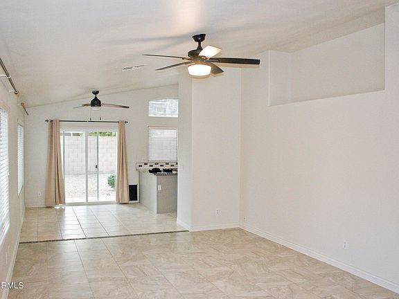 3rd image of 17228 N 40th Pl