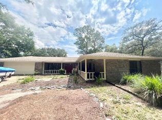 1915 Bayshore Dr, Niceville, FL 32578