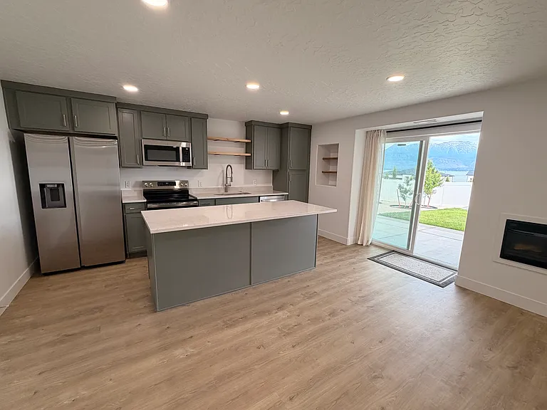 2834 S Puddle Ln — Photo 1