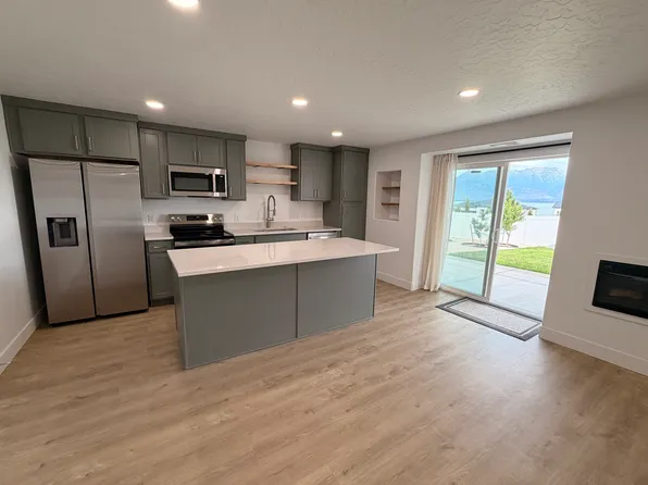 2834 S Puddle Ln, Saratoga Springs, UT 84045