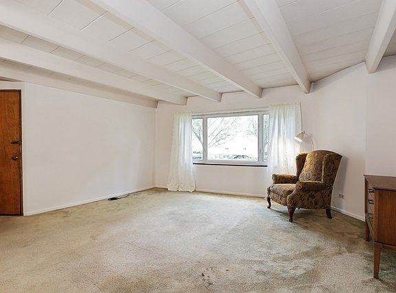 2nd image of 6113 N Winchester Ave APT Ga