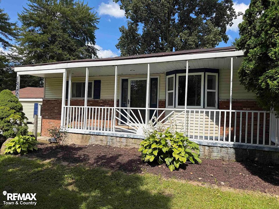 1st image of 12365 Burt Rd