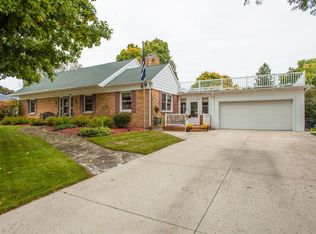 428 W Rogers St, Hartford, WI 53027