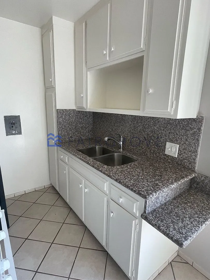 12730 Matteson Ave (RR) — Photo 3