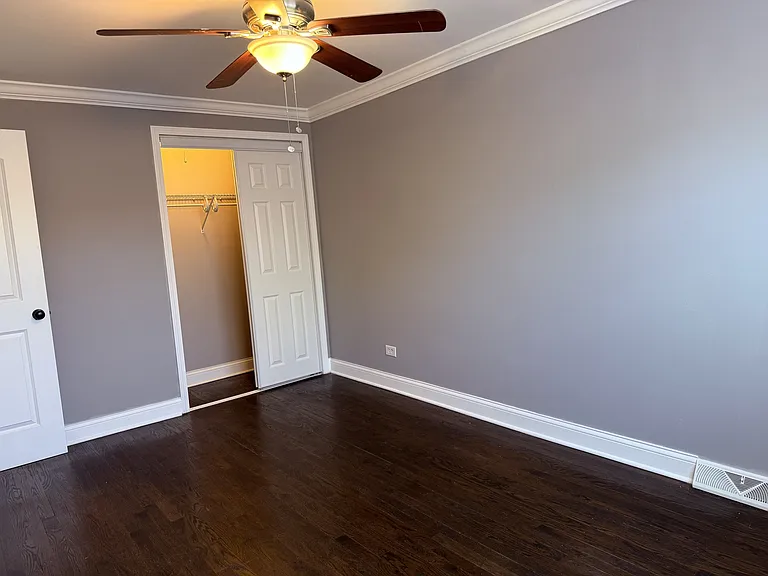 11547 S Ashland Ave — Photo 6