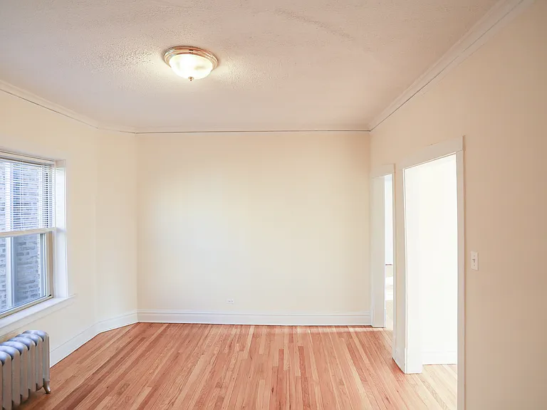2852 W Eastwood Ave #1 — Photo 7