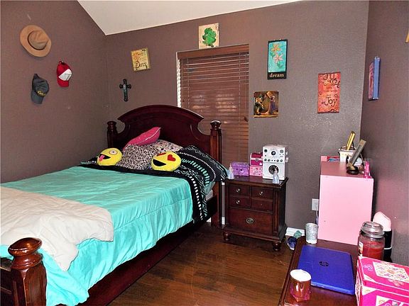 5th image of 8323 Mountainview Dr