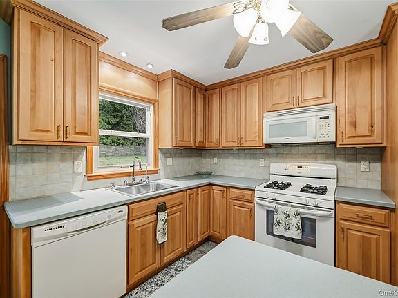 3rd image of 55 Orange Terrace