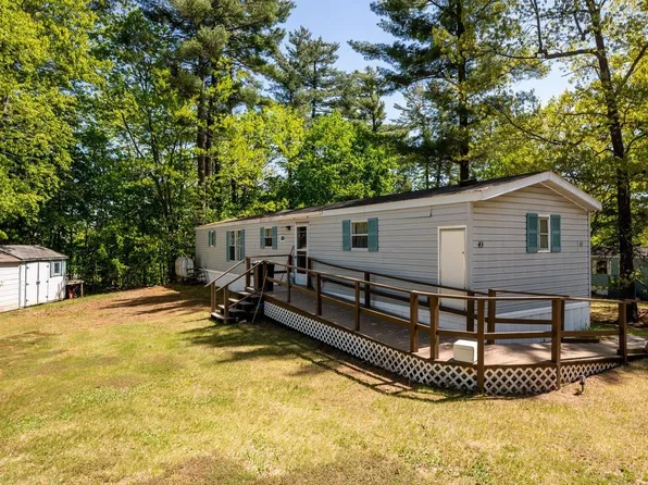 43 Sycamore Boulevard, Farmington, NH 03835
