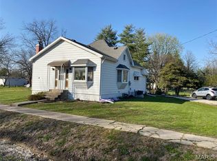 638 E Ford Ave, Witt, IL