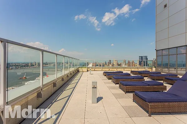 Rented by Mdrn Residential | media 21