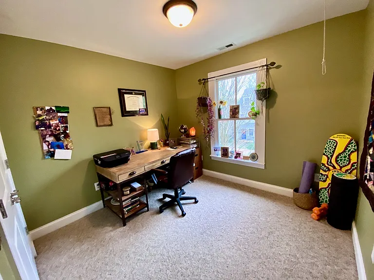 520 1/2 S Laurel St — Photo 18